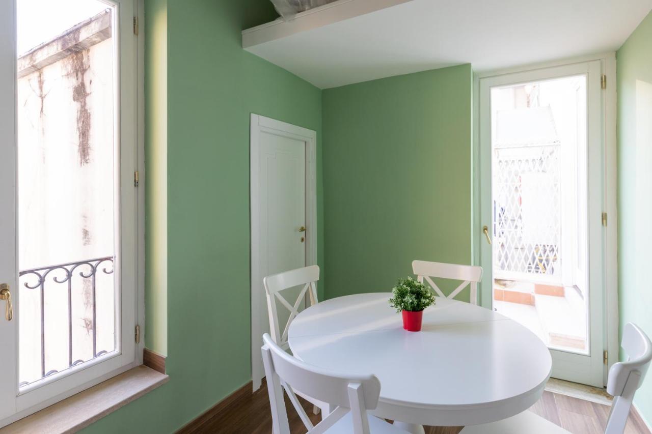Palazzo Del Principe San Severo 3 Bedrooms & Terrace! Napoli Bagian luar foto