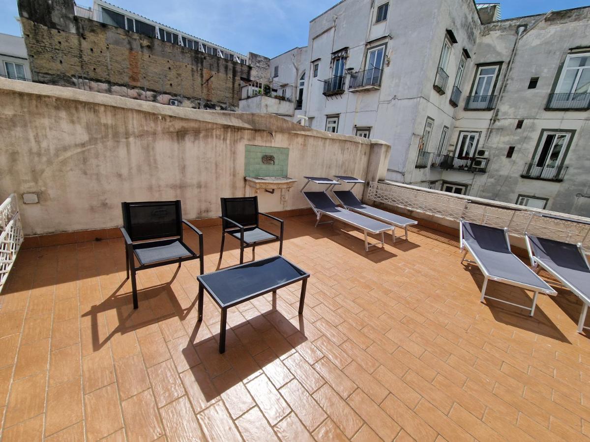 Palazzo Del Principe San Severo 3 Bedrooms & Terrace! Napoli Bagian luar foto
