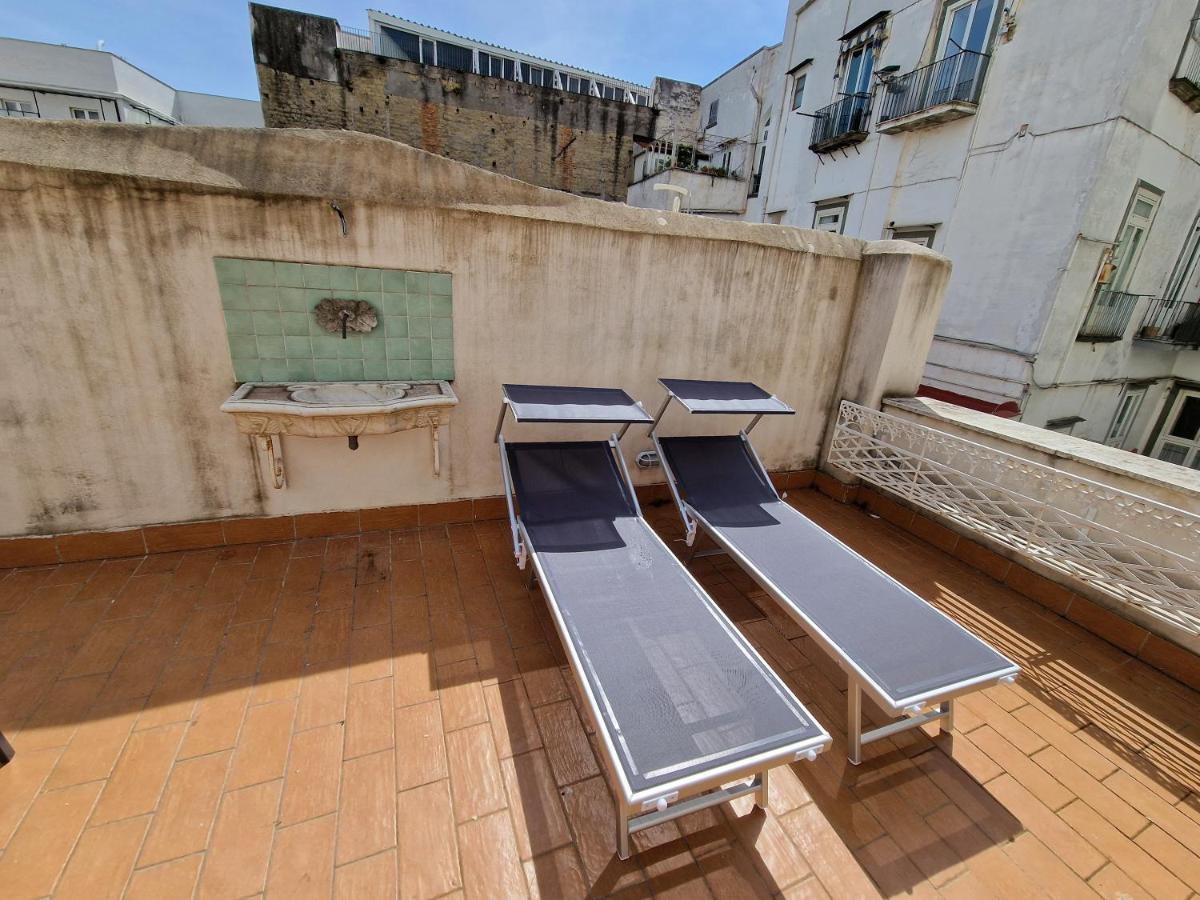 Palazzo Del Principe San Severo 3 Bedrooms & Terrace! Napoli Bagian luar foto